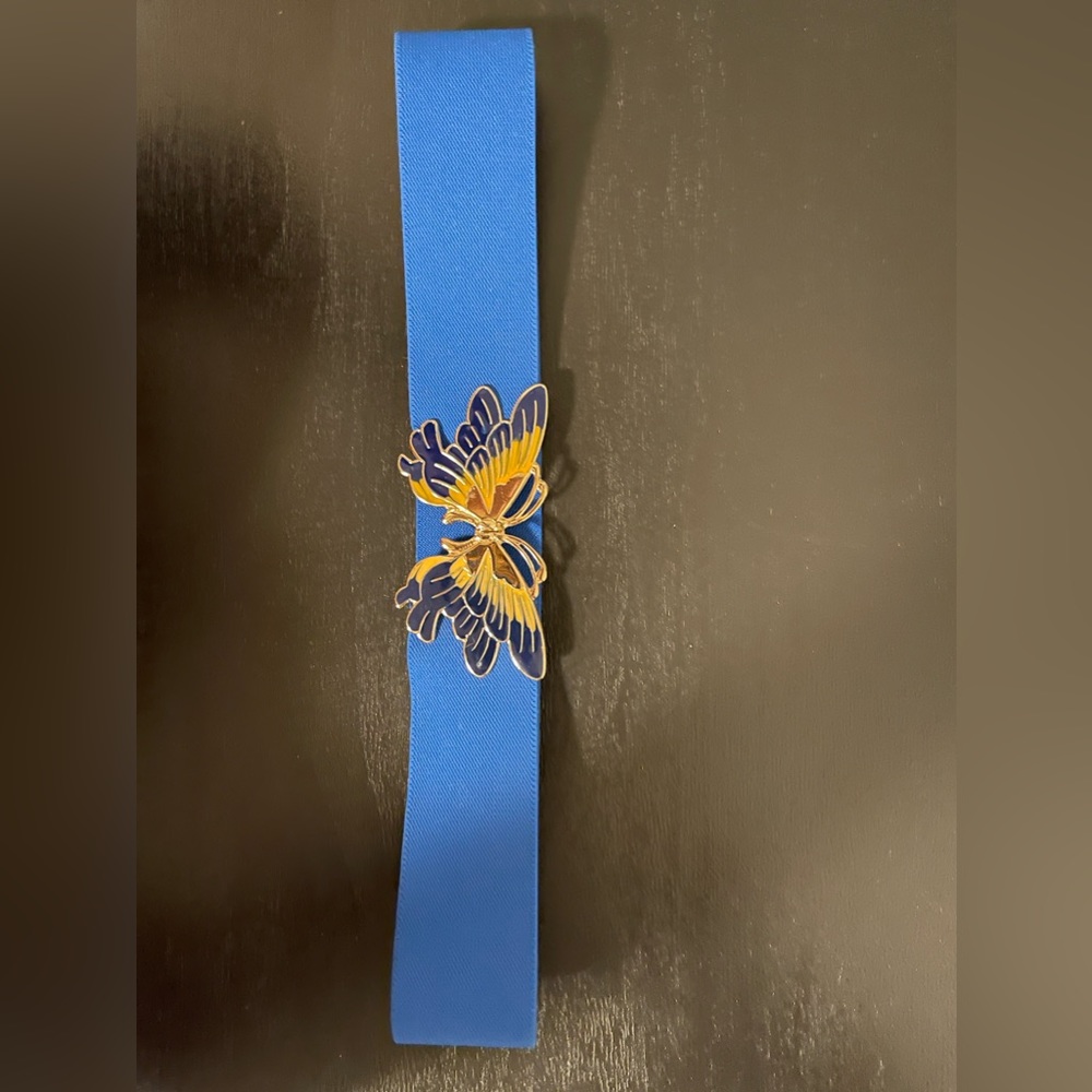 Vintage 1980s  butterfly buckle stretch belt, size small to medium
